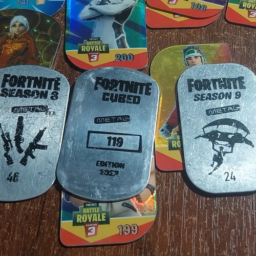 Fortnite metal tags like new, set of 34 Battle Royale
