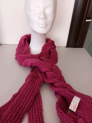 Pink braided scarf new