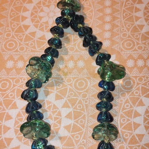 Komboloi like new large decorative with glass beads