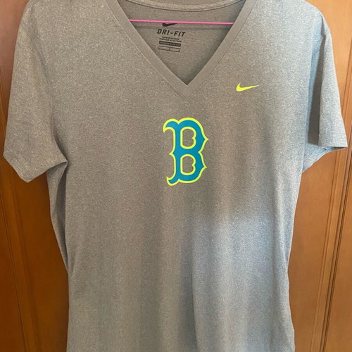 Nike Dri-Fit Womens V-Neck Boston Red Sox T-Shirt L Like New