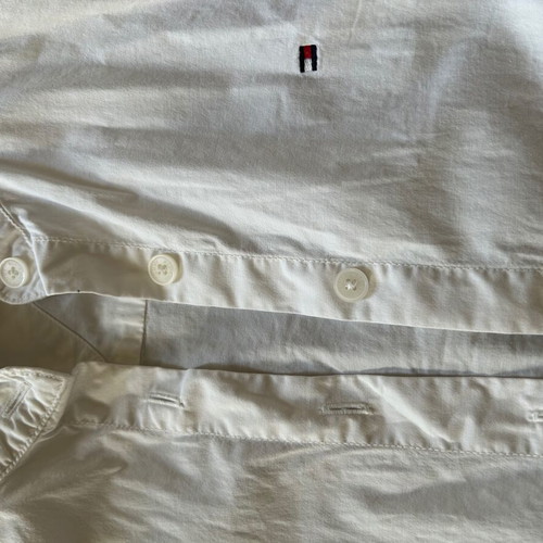 TOMMY HILFIGER No 6 (XS) white long sleeve used.