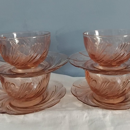 Vintage KIG Indonesia tea and coffee set pink glass, like new, 8 pieces