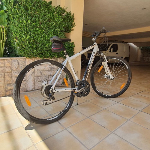 Merida Crossway 20 city bike like new with hydraulic disc brakes