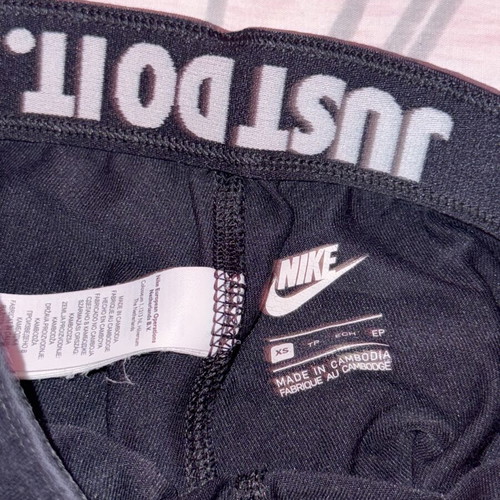 Nike leggings XS like new, black