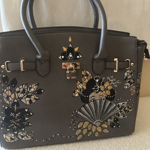 Handbag hand-painted with gold and strass details, new, gray