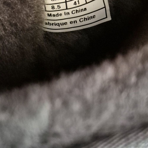 Ugg boots grey with fleece lining like new, size 41