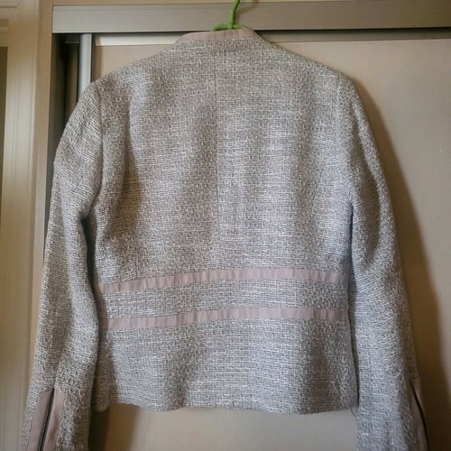 Sarah Lawrence transitional jacket with zipper like new