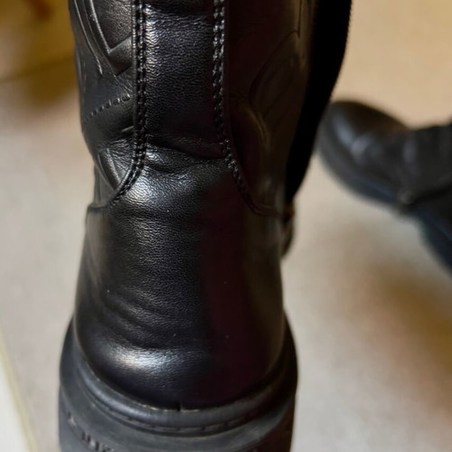 Laura Biagiotti black boots like new, size 37