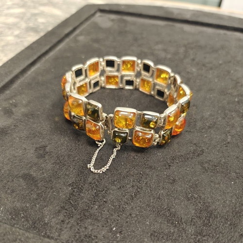 Silver bracelet with amber, 37.50 g, 18 cm