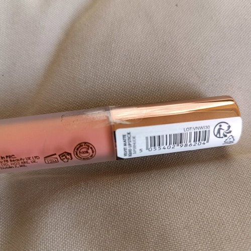 Mua Velvet Matte Liquid Lipstick new, sealed, shade supernude