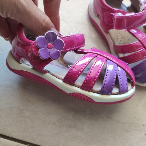 Sandals size 22 used with anatomical insole
