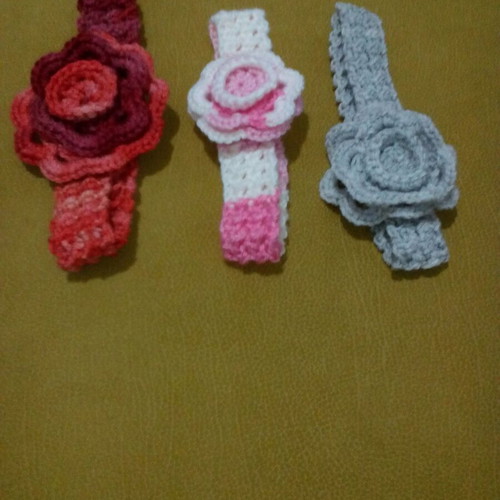 Hair ribbons new, handmade, gray and red