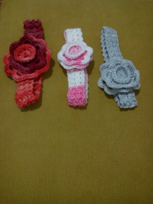 Hair ribbons new, handmade, gray and red