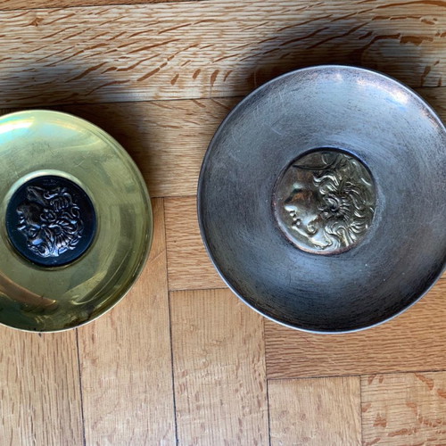 Decorative plates used, set of 2 from Serko and Lampidis