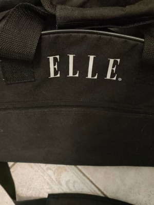 Elle travel bag like new, black