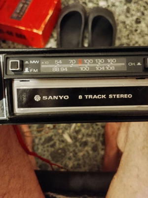 Sanyo Japan 8 Track Car Radio used, FM/AM