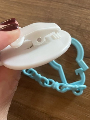 Pacifier clip like new