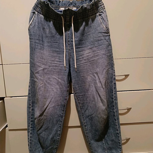 Bershka Balloon Jeans No40 Like New