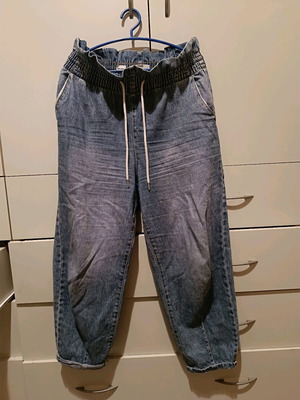Bershka Balloon Jeans No40 Like New