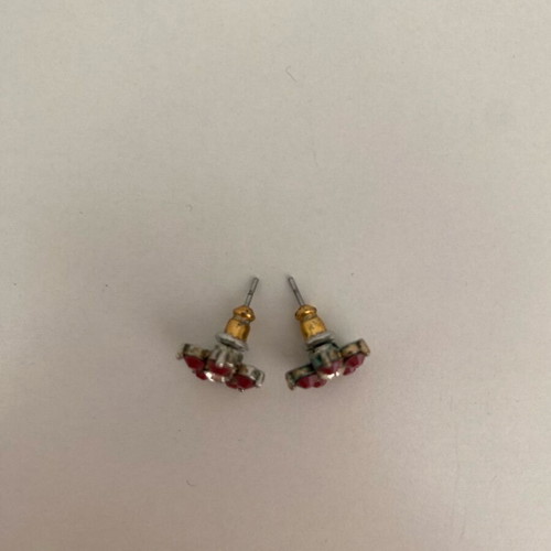 Burgundy flower earrings used with rhinestones