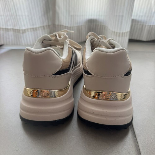 Guess chunky sneakers, beige and black, size 37