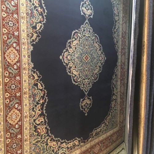 Handmade rugs like new, classic style