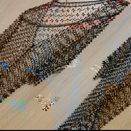 Ζακετάκι κοντό μανίκι χειροποίητο πλέγματος με χάντρες σαν καινούργιο