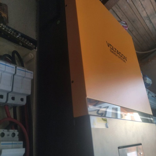 Inverter 48v 8kw off grid like new