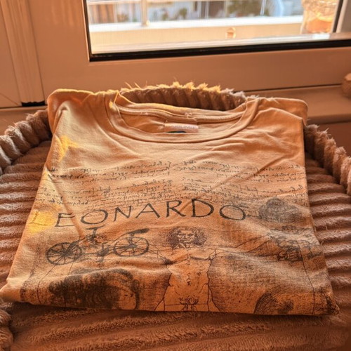 T-shirt from Italy beige small size like new