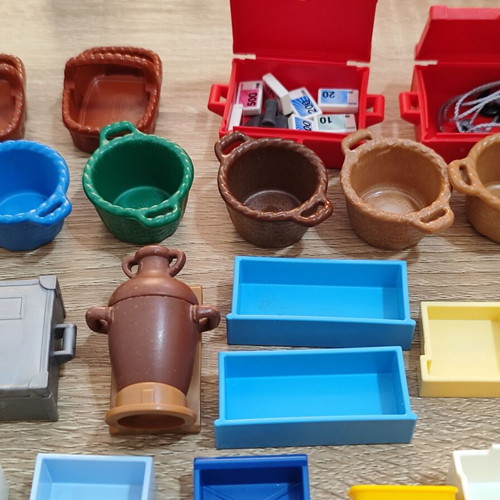 Playmobil baskets, buckets and chests set used