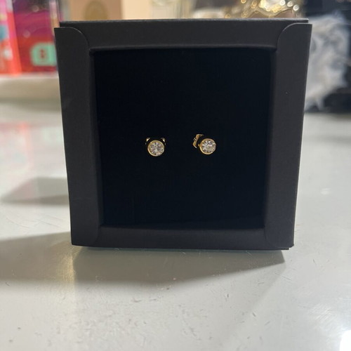 Earrings set like new, gold tone and silver