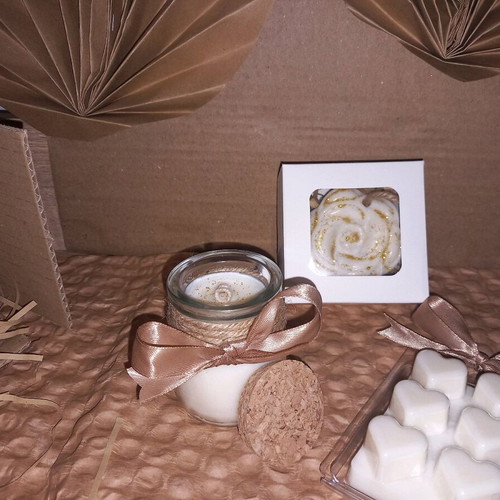 Luxury Gift Box “Al Dahabi” candle and wax melts set new