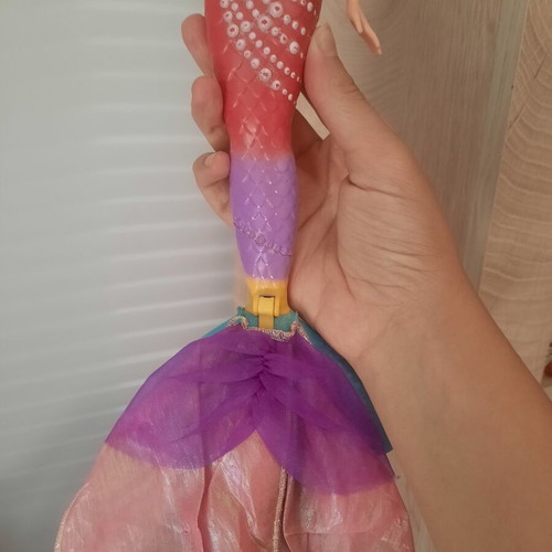 Barbie The Pearl Princess Lumina mermaid doll with transforming tail (2014)