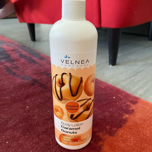 Body lotion Velnea limited edition 400ml like new, Caramel Donuts