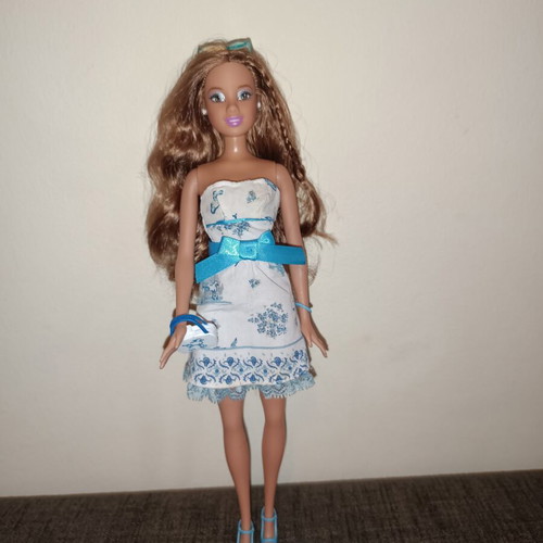 Barbie Fashion Fever Teresa doll 2006 like new