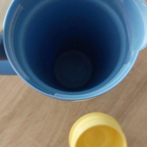 Tupperware jug 1.1lit used with removable handle and screw cap