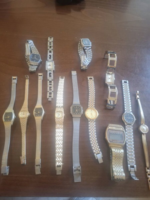 Wristwatches used, women's silver