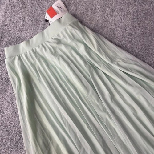 Pleated skirt new, turquoise, below knee, Bershka