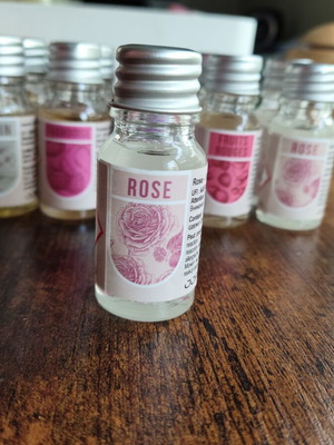 Aromatic oil with rose scent 10ml new