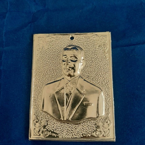 Metal votive new in excellent condition