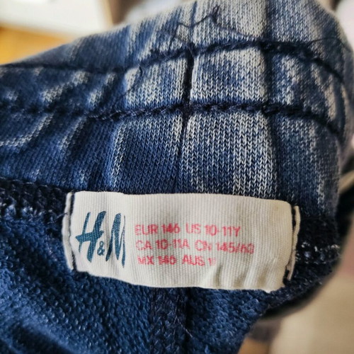 H&M tracksuit used for 10-11 years without damages