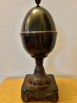 Metal decorative egg made of iron like new
