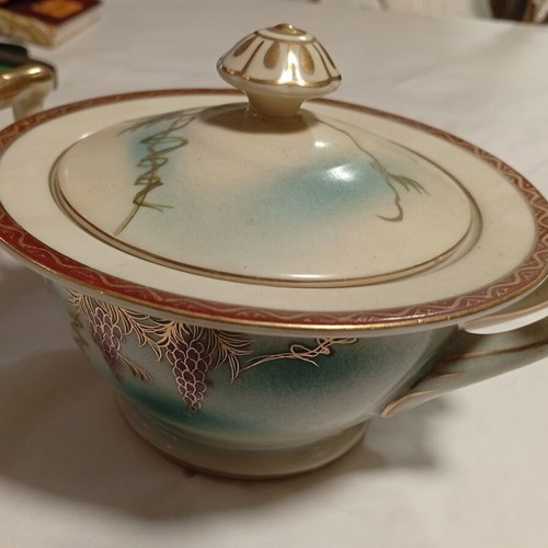 Vintage Japanese porcelain sugar bowl with lid, hand-painted