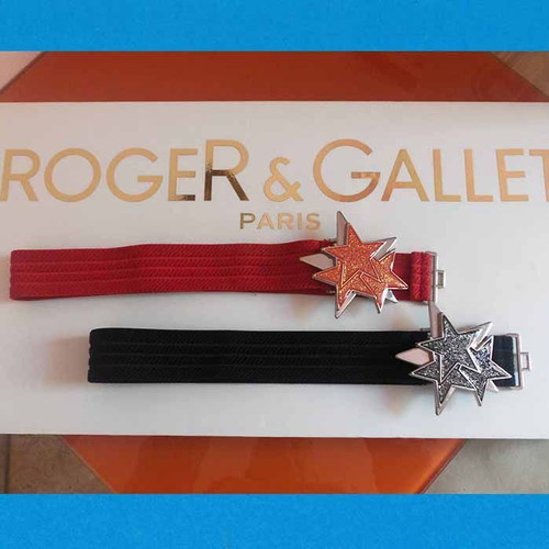 Women's elastic fabric belts with star buckle used, 70 cm length, set of 2