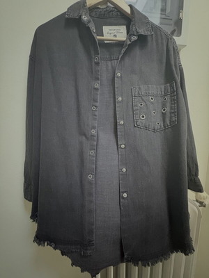 Denim shirt black with metal details like new