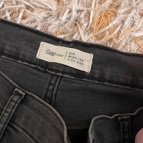 GAP wide leg jeans like new, black and grey, size 31r