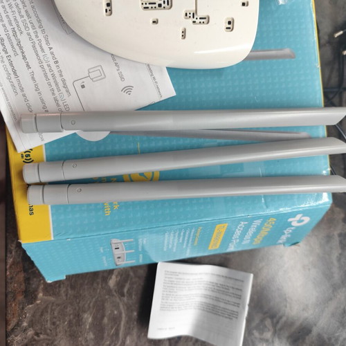TP-Link Wi-Fi Signal Booster used for Home