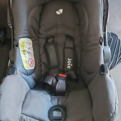 Joie 3-in-1 stroller set with car seat and accessories like new