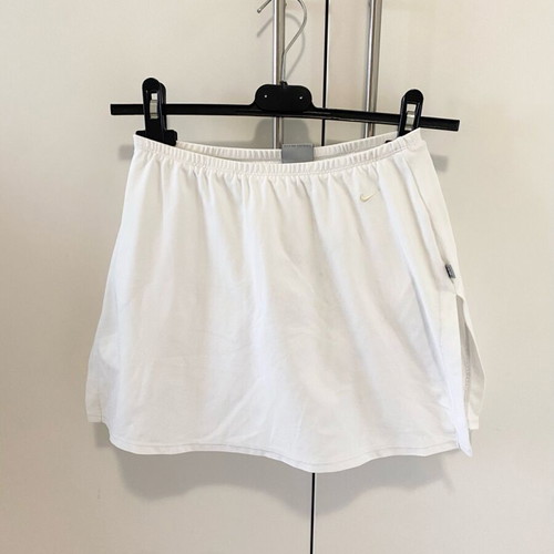 Nike DRI-FIT tennis skirt size XS like new, white
