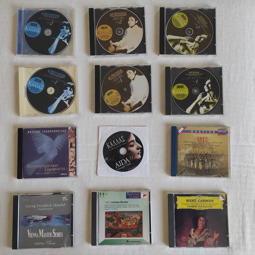 Classical music CDs like new, pack of 24 with Maria Callas